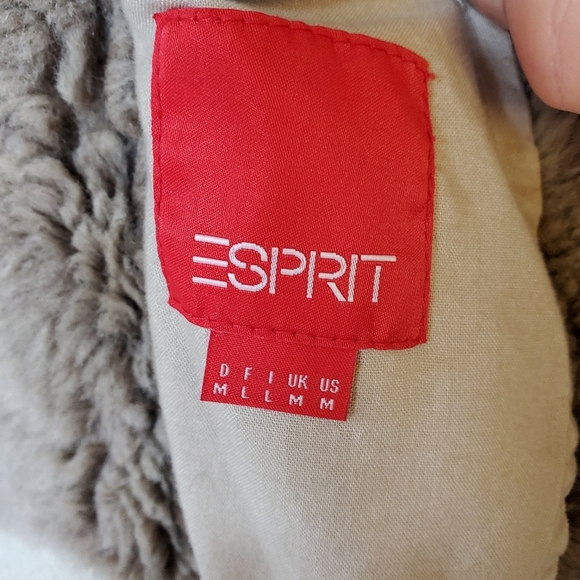 Esprit Vintage Suede and Sherpa Vest. Womens size M - Picture 3 of 6
